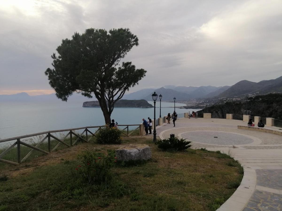 Casa Vacanza Demetra มารีนา ดิ ฟุสกัลโด ภายนอก รูปภาพ