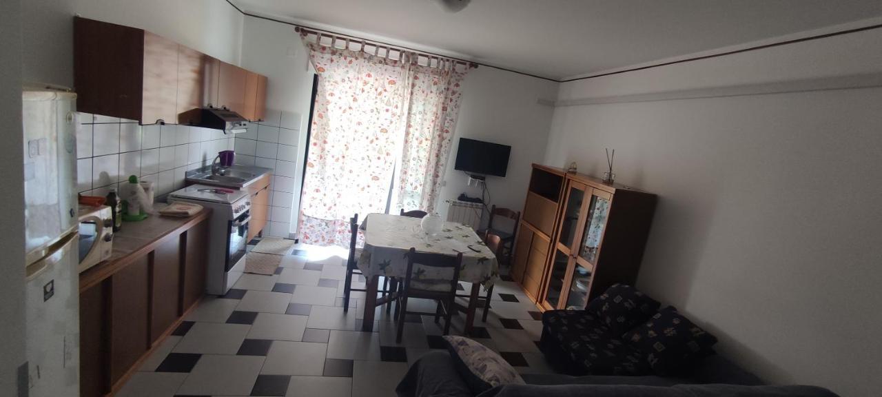 Casa Vacanza Demetra มารีนา ดิ ฟุสกัลโด ภายนอก รูปภาพ