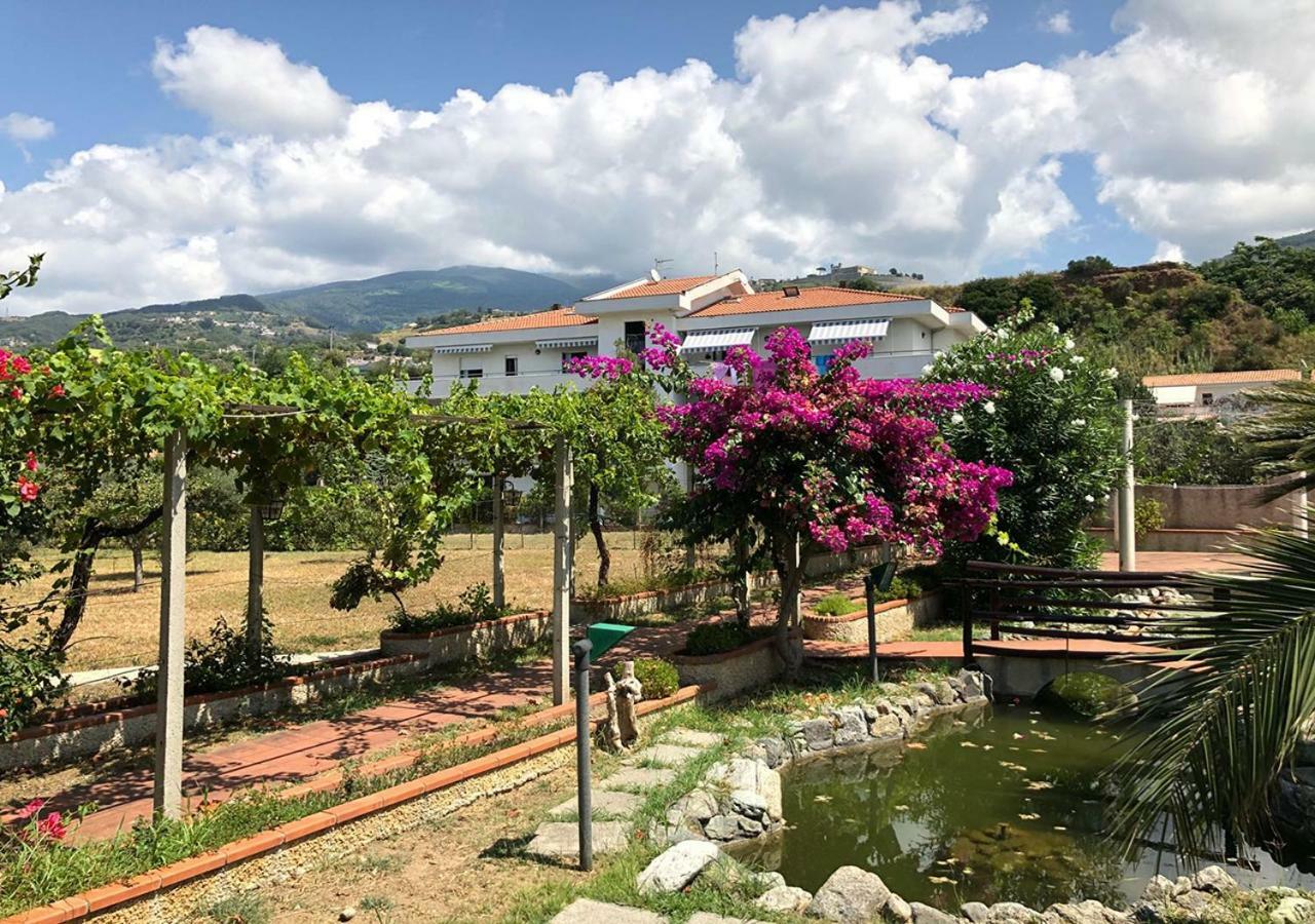 Casa Vacanza Demetra มารีนา ดิ ฟุสกัลโด ภายนอก รูปภาพ