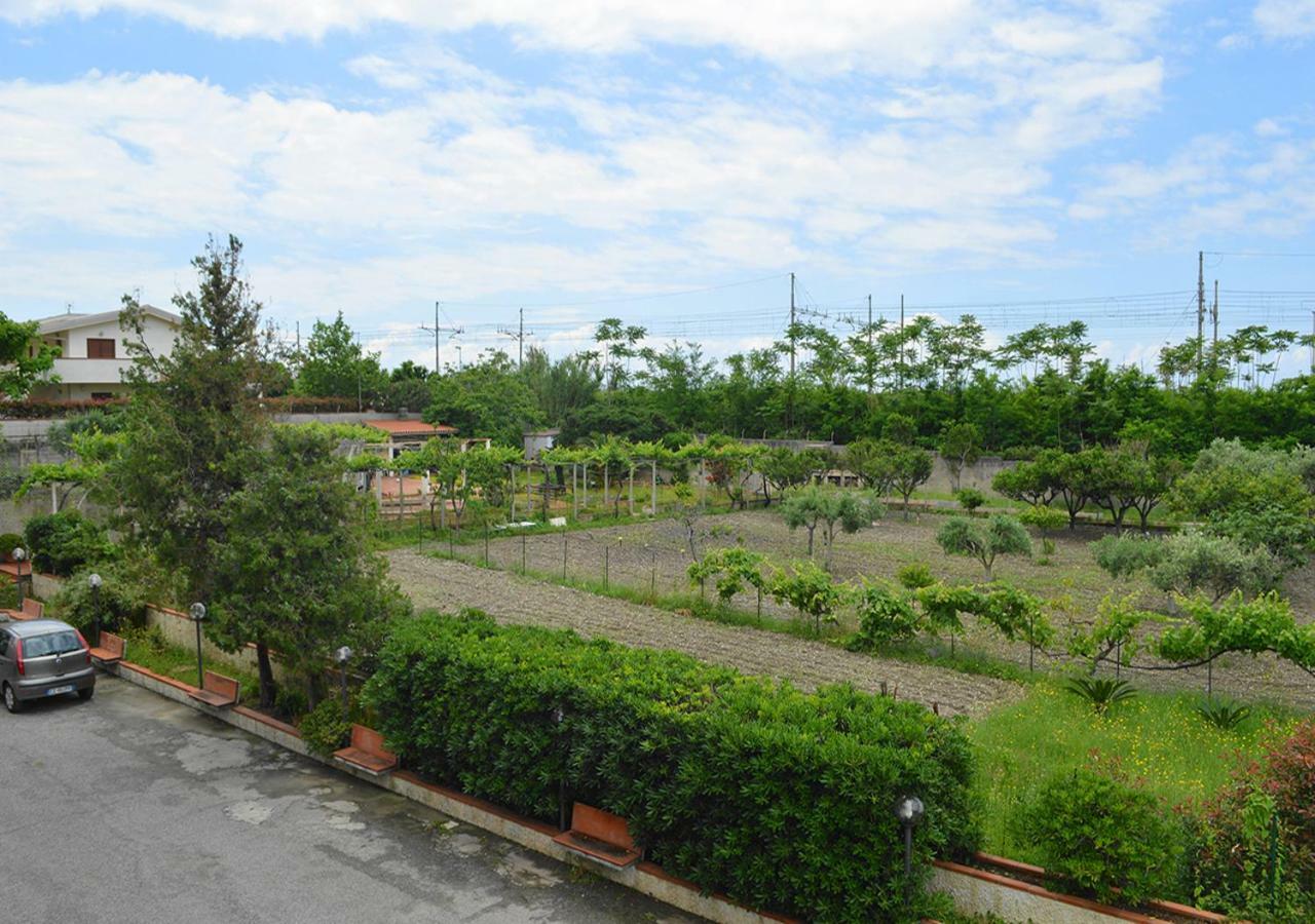 Casa Vacanza Demetra มารีนา ดิ ฟุสกัลโด ภายนอก รูปภาพ